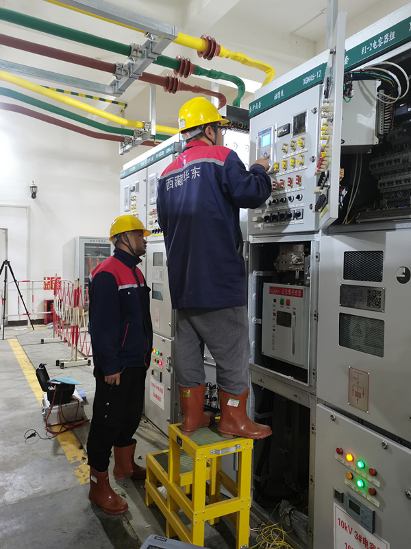 安多变电站10KV高压柜调试维护工作顺利完成